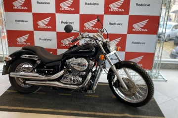 SHADOW 750