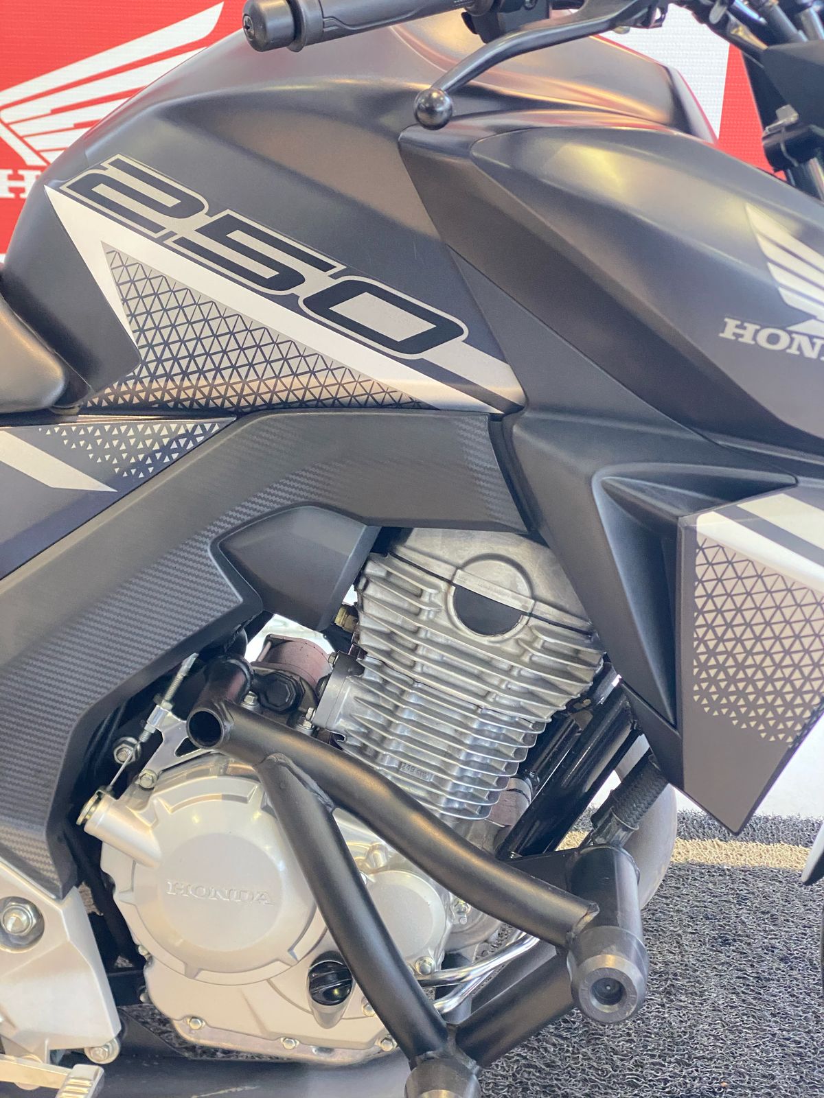 HONDA Cb Twister 250 CBS