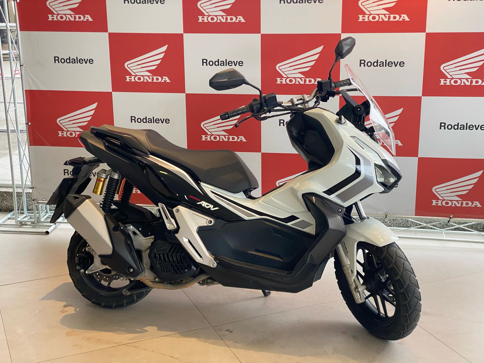 HONDA ADV 150