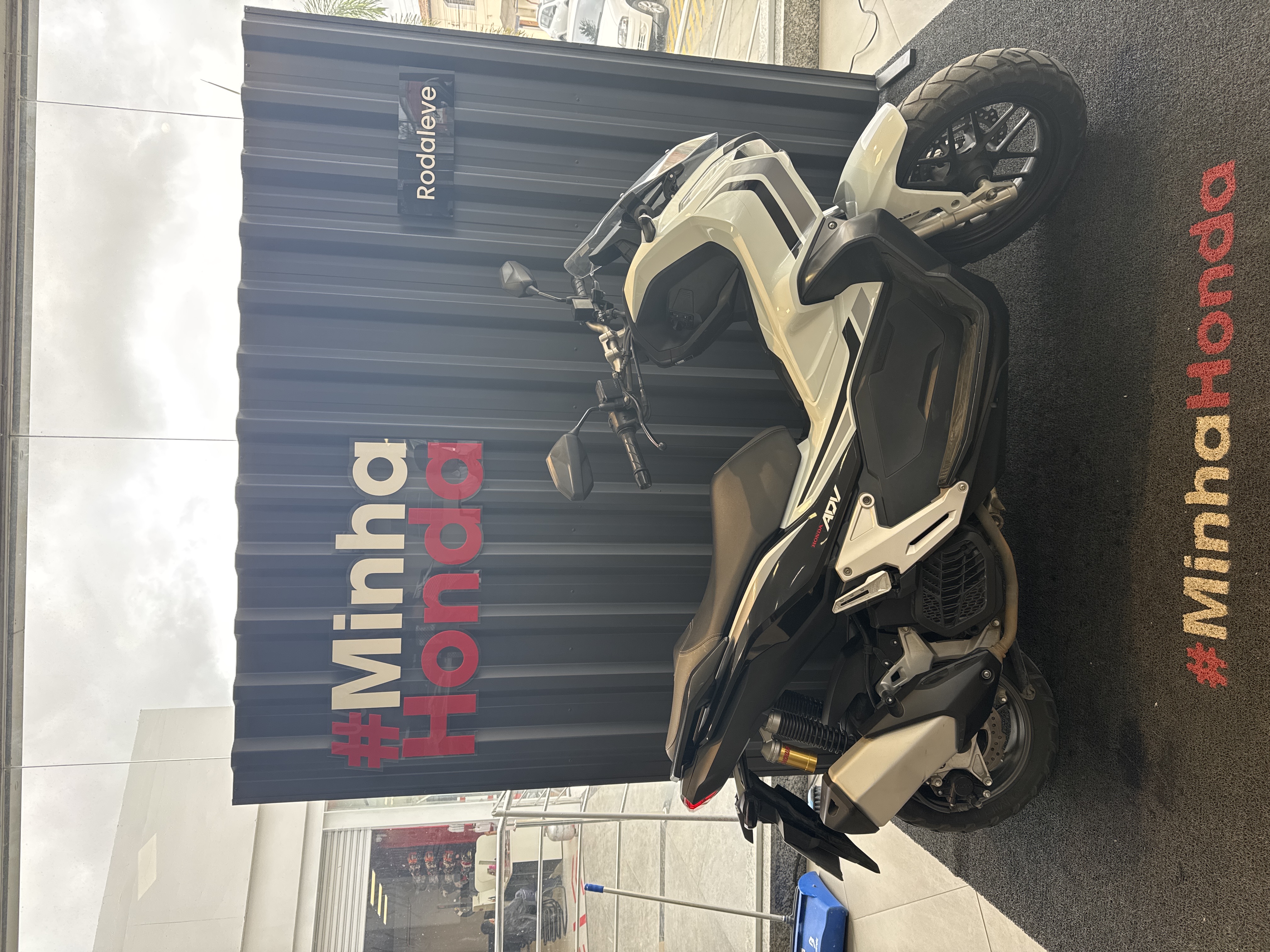 HONDA ADV 150