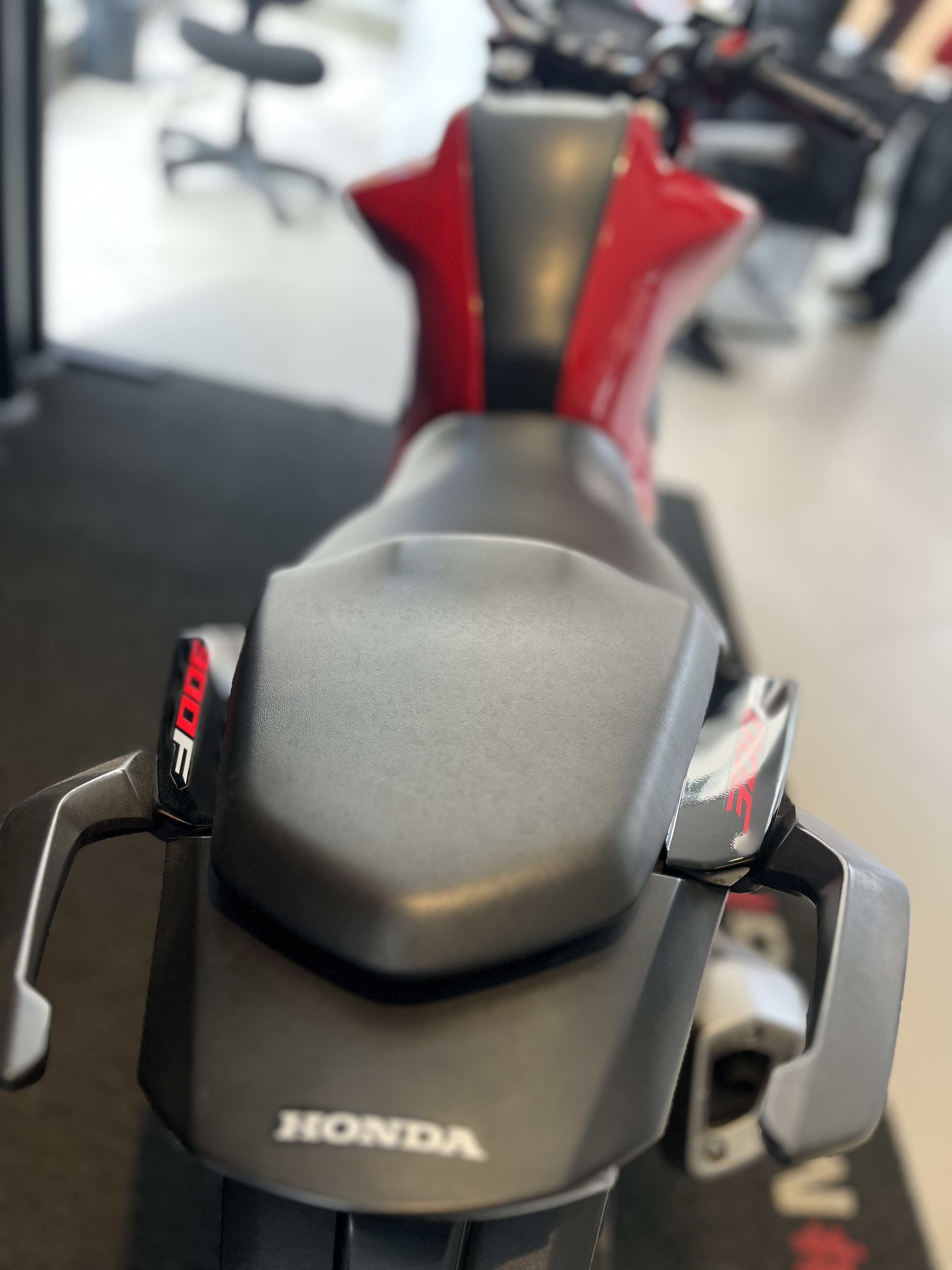 HONDA CB TWISTER 300F
