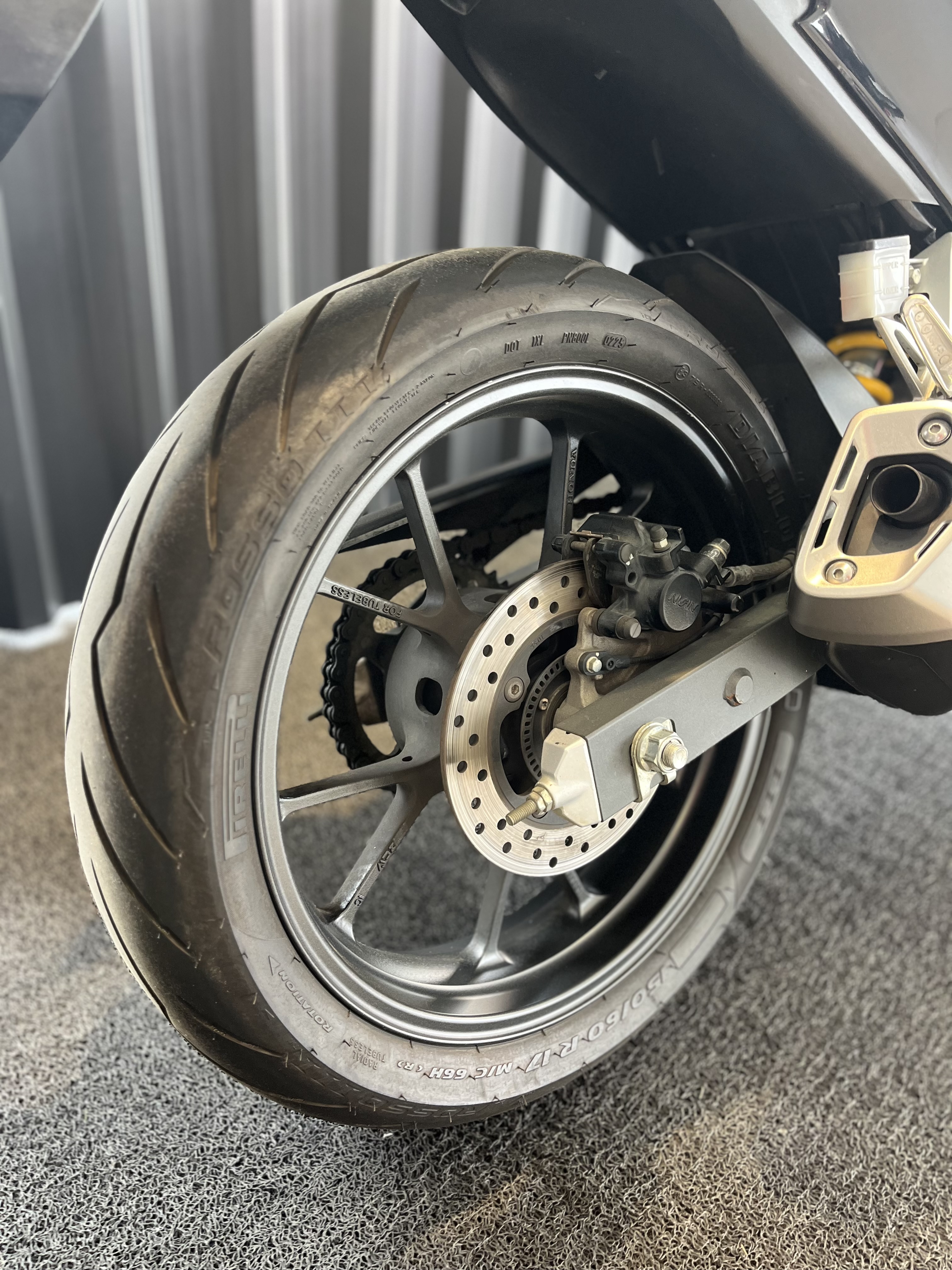 HONDA CB TWISTER 300F