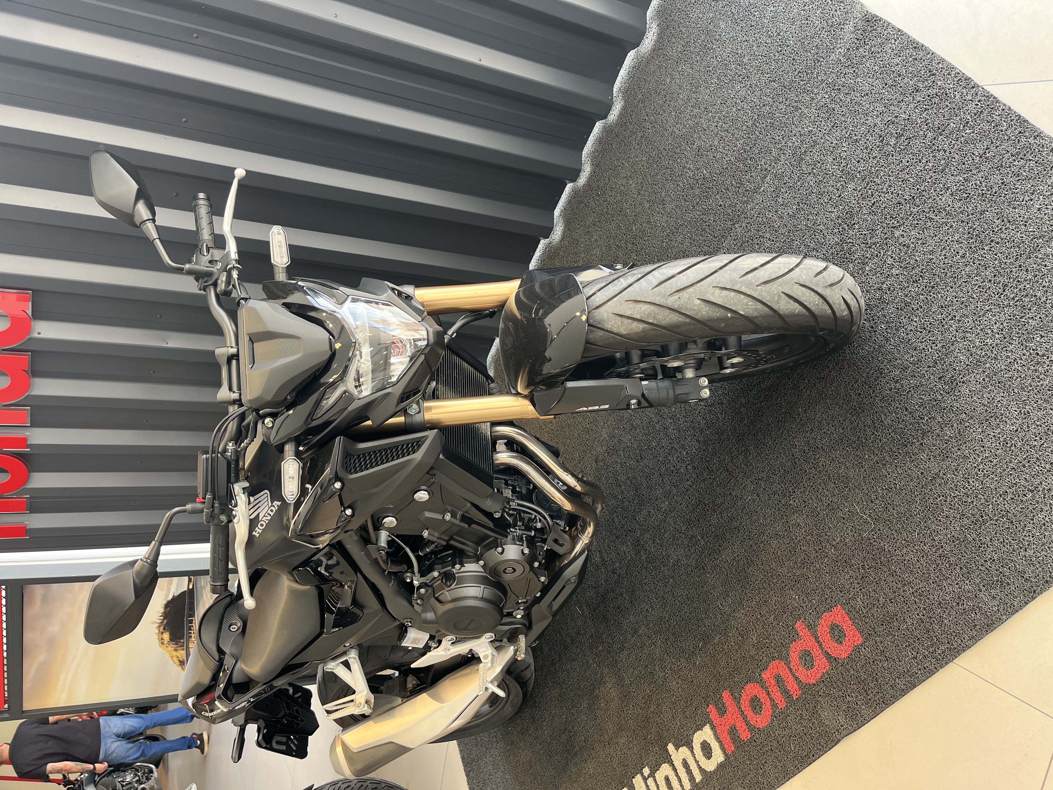 HONDA CB 500F