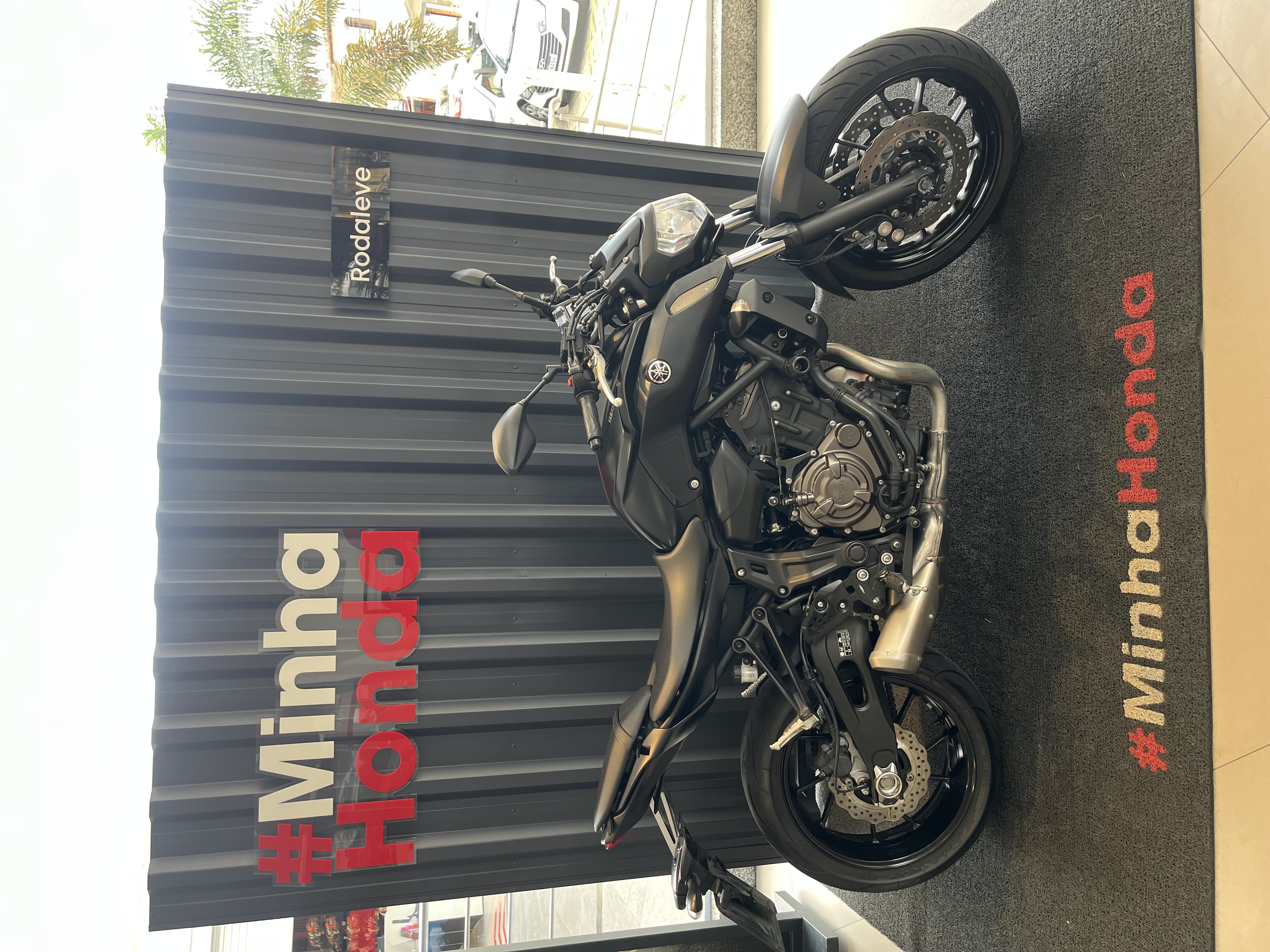 YAMAHA MT 07-ABS