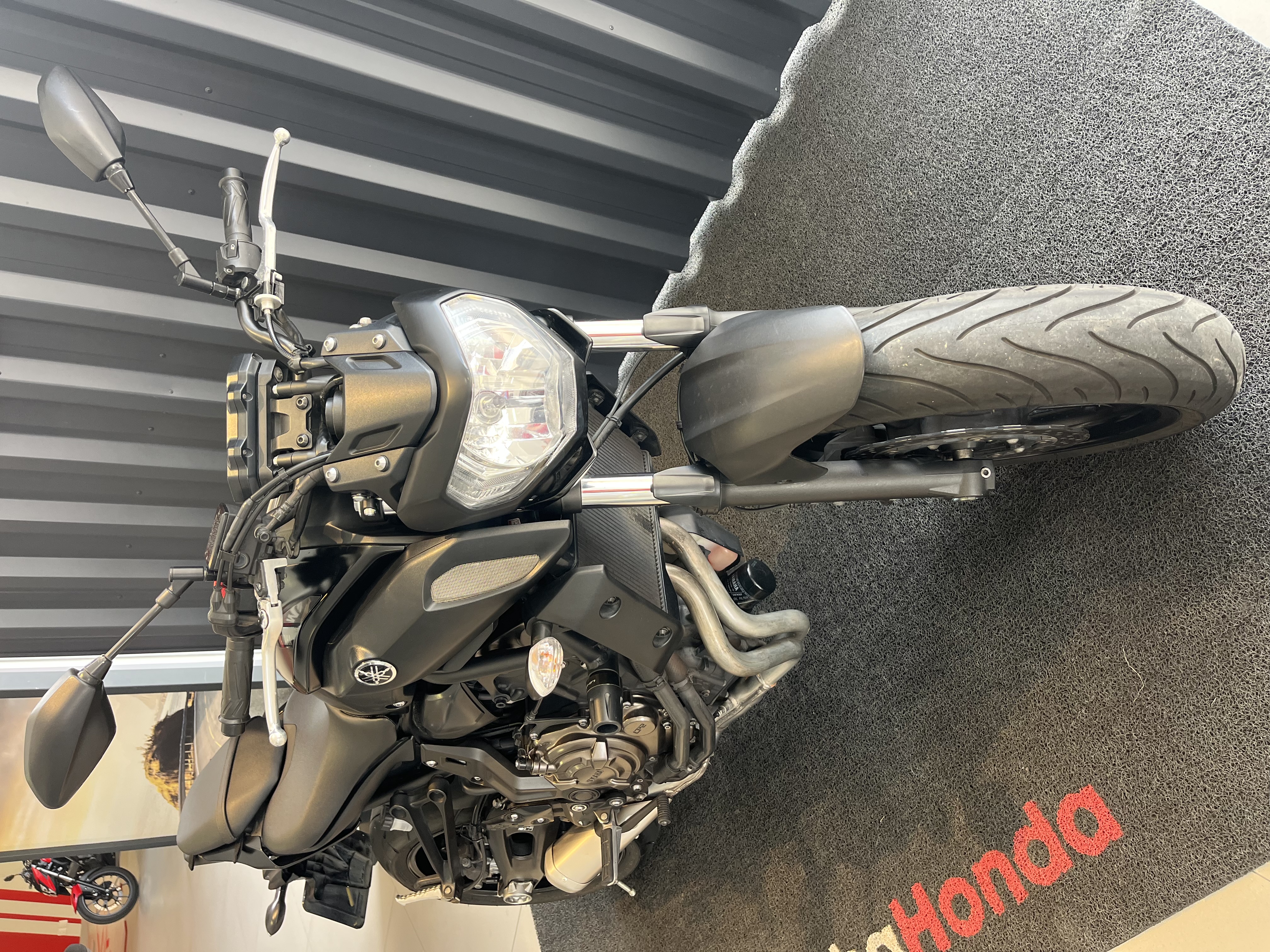 YAMAHA MT 07-ABS